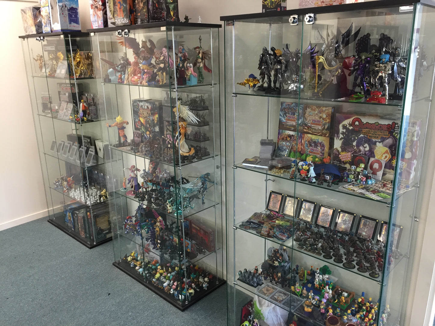 Frameless Upright Cabinet: EC800